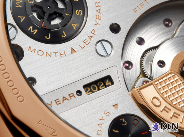 명품 시계 브랜드 파네라이(Panerai)가 상징적인 라디오미르(Radiomir)  90주년을 기념하며 퍼페추얼 캘린더기능을 탑재한 PAM01453 모델을 선보였다.  사진=Panerai, K trendy NEWS DB ⓒ케이 트렌디뉴스 무단전재 및 수집, 재배포금지