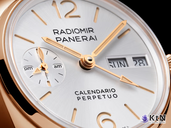 명품 시계 브랜드 파네라이(Panerai)가 상징적인 라디오미르(Radiomir)  90주년을 기념하며 퍼페추얼 캘린더기능을 탑재한 PAM01453 모델을 선보였다. /사진=Panerai, K trendy NEWS DB ⓒ케이 트렌디뉴스 무단전재 및 수집, 재배포금지