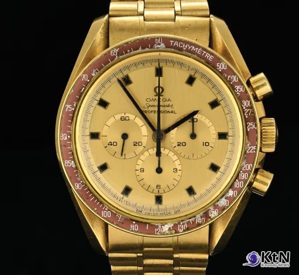 "Astronaut Neil A. Armstrong, Gemini 8 – Apollo 11". 사진=Rr Auction, K trendy NEWS DB ⓒ케이 트렌디뉴스 무단전재 및 수집, 재배포금지