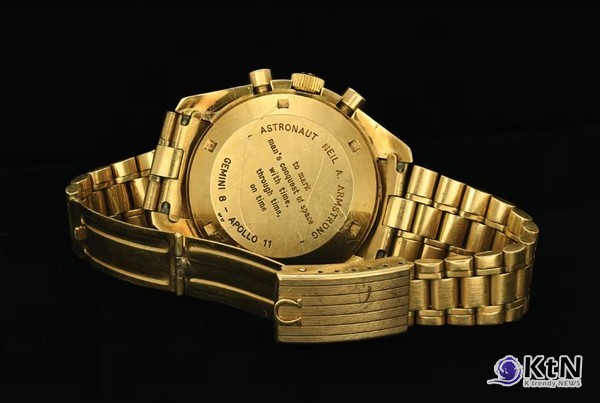 "Astronaut Neil A. Armstrong, Gemini 8 – Apollo 11". 사진=Rr Auction, K trendy NEWS DB ⓒ케이 트렌디뉴스 무단전재 및 수집, 재배포금지