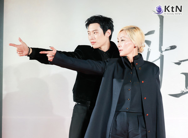 ‘파과’ 김성철- 이혜영, 카리스마 눈빛으로 쏜다 사진=2025 03.27  K trendy NEWS DB ⓒ케이 트렌디뉴스 무단전재 및 수집, 재배포금지