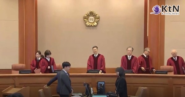 헌법을 방치하는 순간, 헌법은 사라진다사진=2025 03.24 헌법재판소 헌재 재판관   K trendy NEWS DB ⓒ케이 트렌디뉴스 무단전재 및 수집, 재배포금지