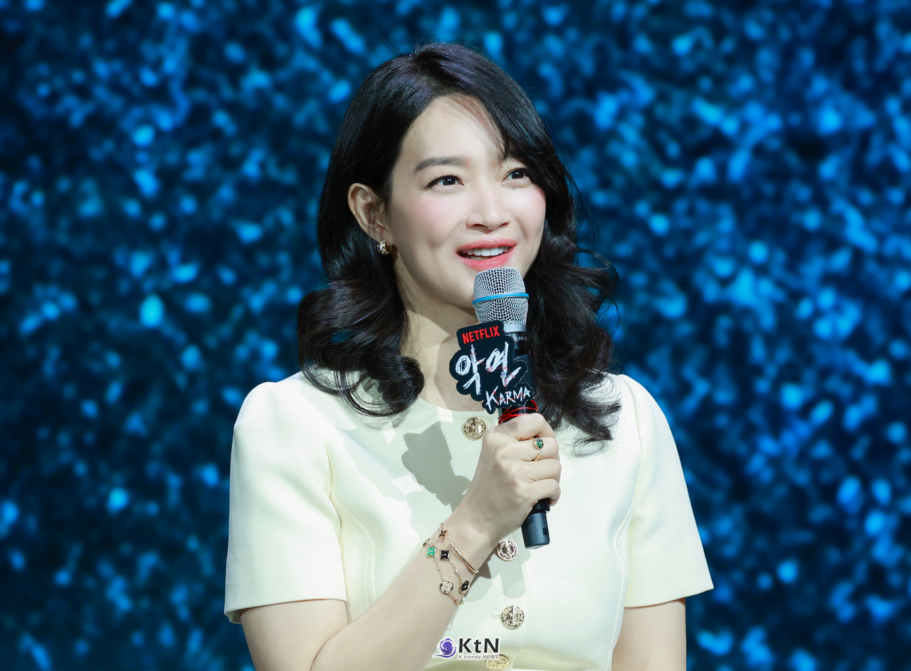 배우 신민아가 넷플릭스 시리즈 악연의 제작발표회에 참석했다. / 사진 = K trendy NEWS DB ⓒ케이 트렌디뉴스 무단전재 및 수집, 재배포금지.