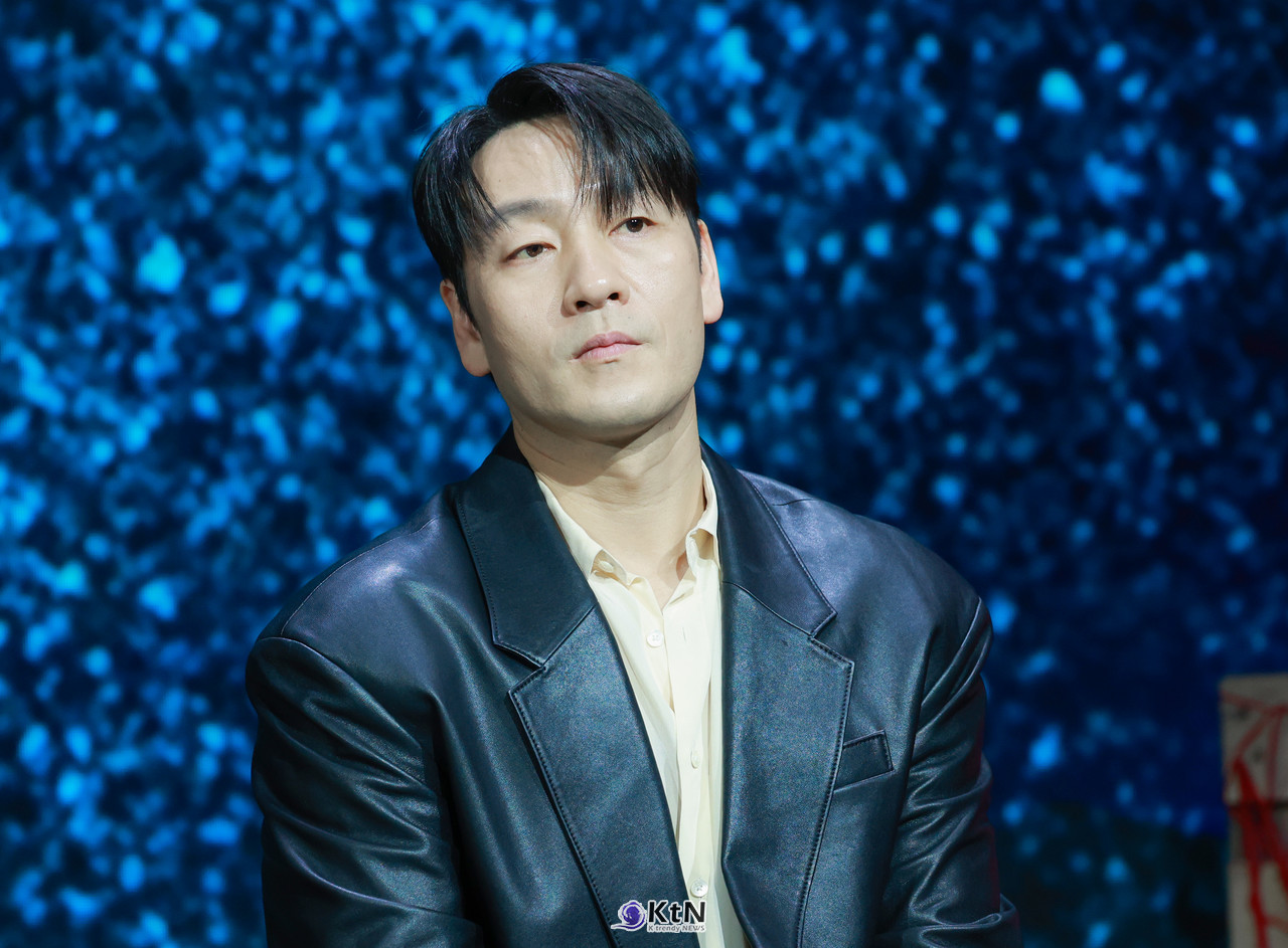 박해수 “무섭고 바보 같지만 인간적인”…‘악연’서 입체적 인생 캐릭터 예고 . / 사진=2025 03.31 (배우 박해수가 넷플릭스 시리즈 악연의 제작발표회에 참석했다. ) K trendy NEWS DB ⓒ케이 트렌디뉴스 무단전재 및 수집, 재배포금지 