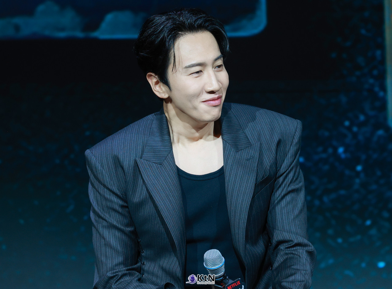 이광수, “‘악연’서 악역 꿈 이뤄 …찌질함의 끝 보여줄 것” 파격 도전까지 . / 사진=2025 03.31 (배우 이광수가 넷플릭스 시리즈 악연의 제작발표회에 참석했다)   K trendy NEWS DB ⓒ케이 트렌디뉴스 무단전재 및 수집, 재배포금지