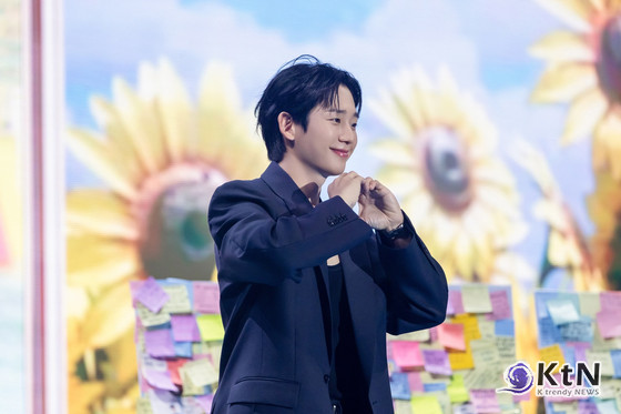 정해인 “항상 있어 줘서 고마워요”…눈물과 진심 담은 앙코르 팬미팅 성료 사진=2025 04.02  FNC엔터테인먼트 K trendy NEWS DB ⓒ케이 트렌디뉴스 무단전재 및 수집, 재배포금지