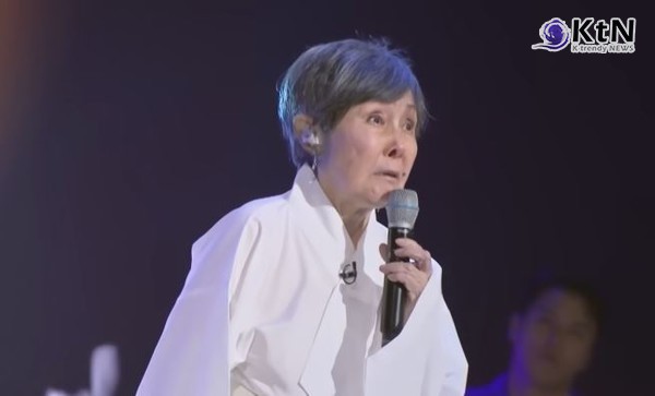 한쪽 눈 실명, 나머지도 위험…79세 윤복희, 황반변성 투병 고백 사진=2025 04.02 (2023년 tv조선 영상 갈무리   K trendy NEWS DB ⓒ케이 트렌디뉴스 무단전재 및 수집, 재배포금지