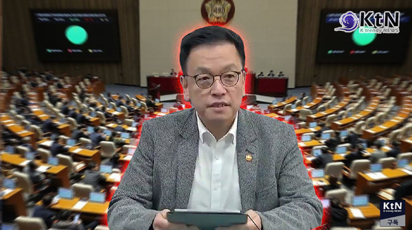 [속보] 최상목 부총리 탄핵소추안 국회 본회의 보고…민주당 “표결 강행할 것” 사진=2025 04.02  K trendy NEWS DB ⓒ케이 트렌디뉴스 무단전재 및 수집, 재배포금지