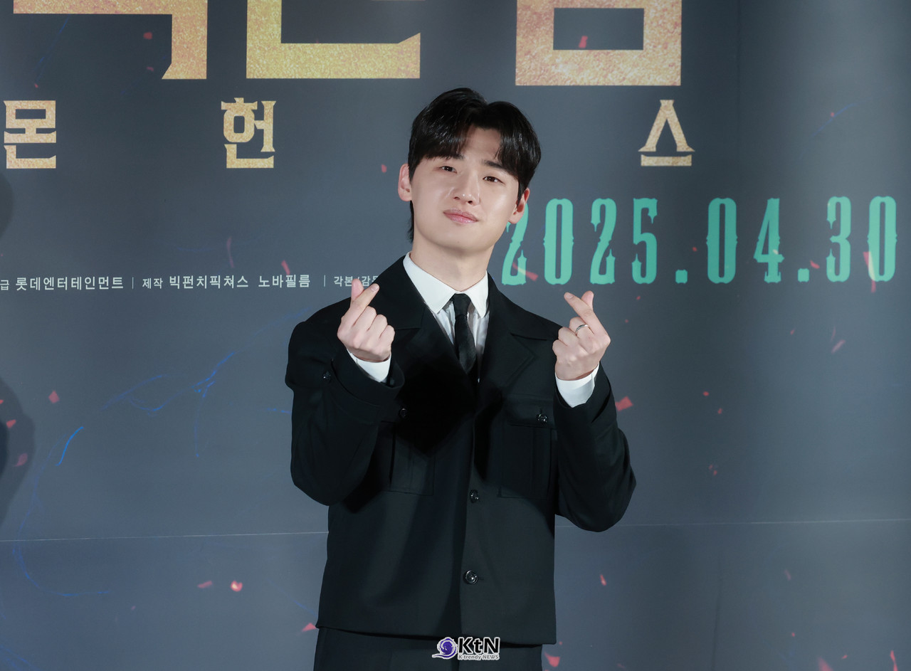  '오컬트 액션은 처음' 이다윗, '연기 천재' 하트 발사 [거룩한 밤 제작보고회]  / 사진=2025 04.02  배우 이다윗이 영화 '거룩한 밤: 데몬 헌터스' 제작보고회 현장에 참석해 다양한 이야기를 나누었다. K trendy NEWS DB ⓒ케이 트렌디뉴스 무단전재 및 수집, 재배포금지