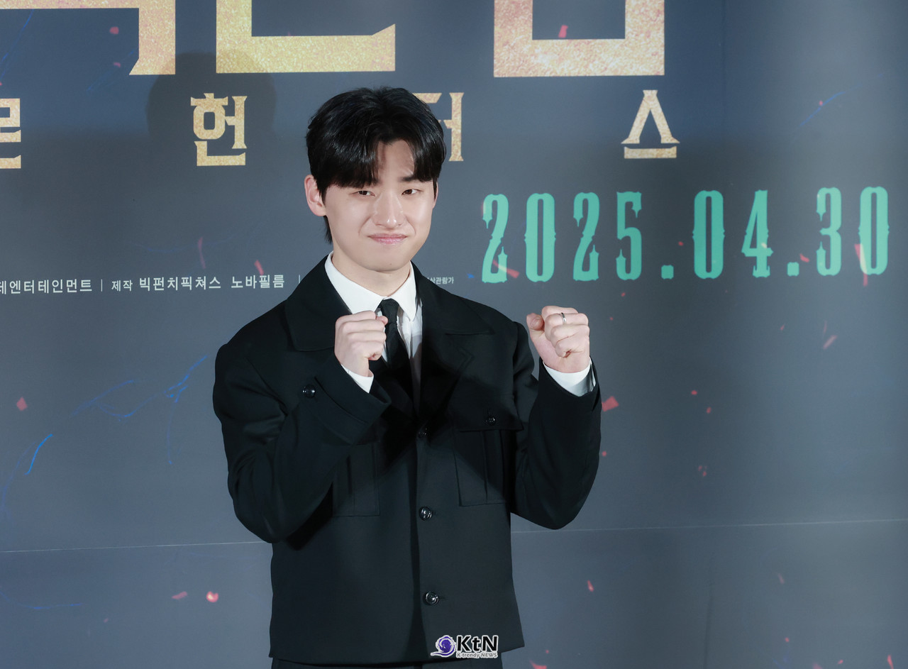  '오컬트 액션은 처음' 이다윗, '연기 천재' 하트 발사 [거룩한 밤 제작보고회]  / 사진=2025 04.02  배우 이다윗이 영화 '거룩한 밤: 데몬 헌터스' 제작보고회 현장에 참석해 다양한 이야기를 나누었다. K trendy NEWS DB ⓒ케이 트렌디뉴스 무단전재 및 수집, 재배포금지