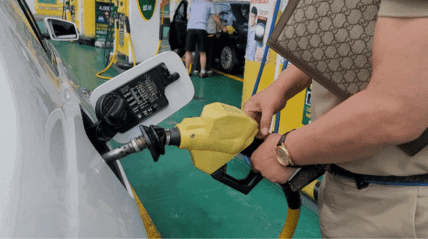 주유소 휘발유 및 경유 가격 2주 연속 상승, 경유 1,500원 돌파 사진=2024.07.06 K trendy NEWS DB ⓒ케이 트렌디뉴스 무단전재 및 수집, 재배포금지