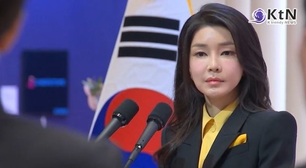 "윤석열 파면 후, 김건희 대면조사 초읽기… 검찰이 겨눈 핵심 증거는?" 사진=2025 04.08  mbc 뉴스 영상 갈무리  K trendy NEWS DB ⓒ케이 트렌디뉴스 무단전재 및 수집, 재배포금지