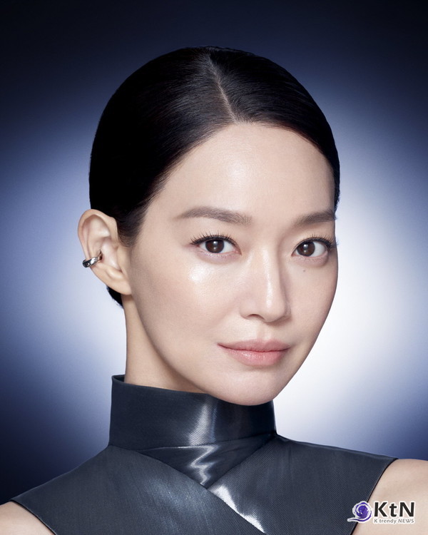 신민아 피부 비결, 바로 이 제품? 뷰티 브랜드가 선택한 진짜 이유는 사진=2025 04.08 배우 신민아가 글로벌 뷰티 브랜드 랑콤(Lancôme)의 로컬 앰버서더로 선정 K trendy NEWS DB ⓒ케이 트렌디뉴스 무단전재 및 수집, 재배포금지