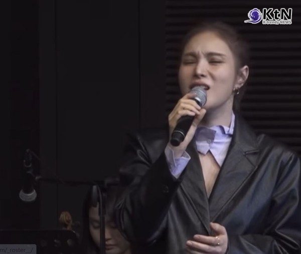  효민, 드디어 신랑 얼굴 공개! "국내 단 2벌 웨딩드레스 결혼식" 비하인드 영상 화제  사진=2025 04.11  효민 인스타그램 갈무리  "조세호 사회·거미·임시완 축가"K trendy NEWS DB ⓒ케이 트렌디뉴스 무단전재 및 수집, 재배포금지