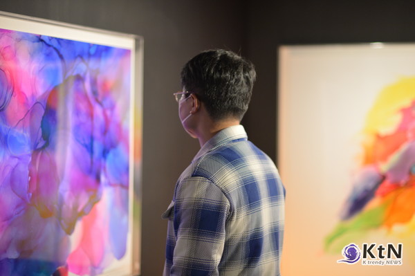 파리의 미술 시장은 변화하고 있다. 이 변화는 단순한 추세의 변동을 넘어서, 미술계 전반에 걸쳐 새로운 기회와 도전을 제시하고 있다. 사진=K trendy NEWS DB ⓒ케이 트렌디뉴스 무단전재 및 수집, 재배포금지