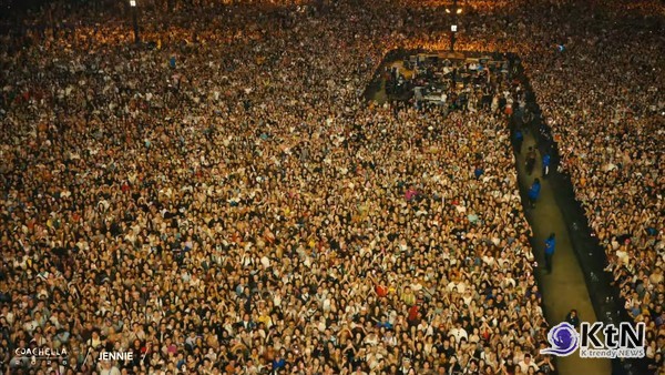 제니, 카리스마·관능 넘나든 美 코첼라 솔로 무대 장악..."사막에 돌아올 수 있어 꿈만 같아"  사진=2025 04.14      ‘Sahara - Live from Coachella 2025’ 유튜브 갈무리  K trendy NEWS DB ⓒ케이 트렌디뉴스 무단전재 및 수집, 재배포금지
