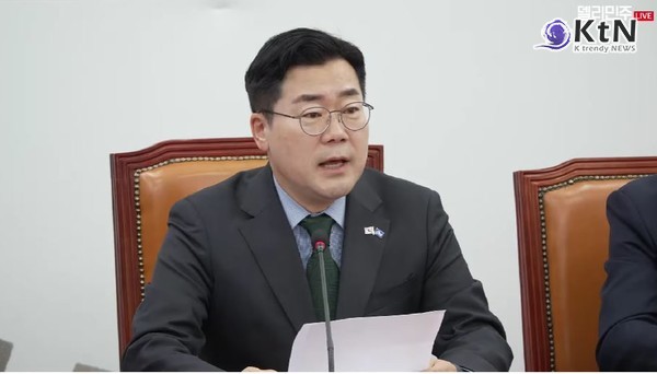 박찬대, "한덕수, '난가병' 걸려 국회 무시, 국민 무시...윤석열 닮은꼴 전횡” 사진=2025 04.15  K trendy NEWS DB ⓒ케이 트렌디뉴스 무단전재 및 수집, 재배포금지