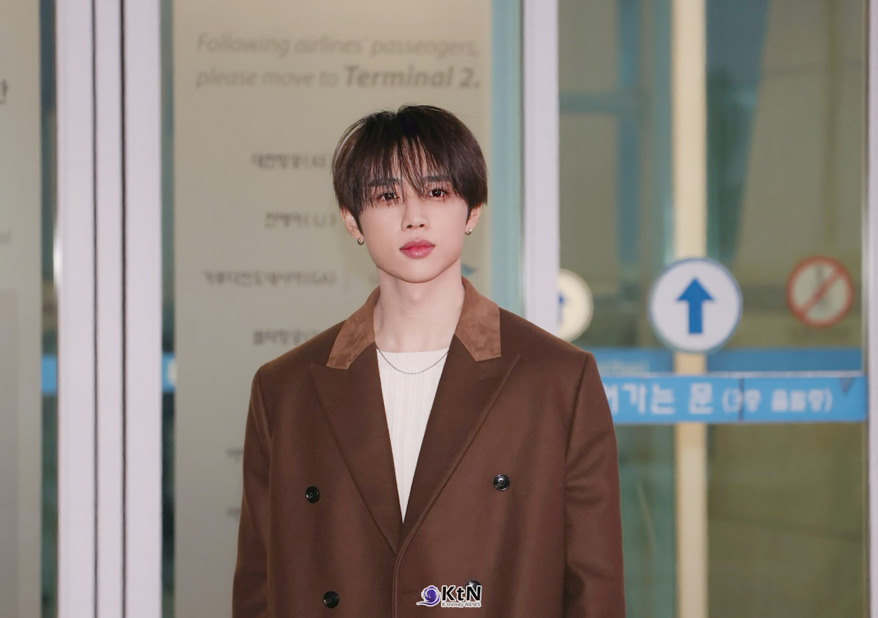 더보이즈 선우가 패션위크 참석을 위해 출국하고 있다. / 더보이즈 선우 “성숙하지 못했다”…직접 쓴 사과문 공개  사진=2025 04.15   K trendy NEWS DB ⓒ케이 트렌디뉴스 무단전재 및 수집, 재배포금지