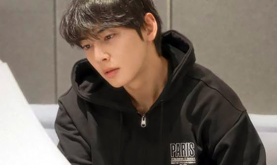 문빈 2주기, 아스트로 ‘꿈속의 문’ 공개… 문수아·세븐틴 등 22인 참여  사진=2025 04.17  =판타지오  차은우 K trendy NEWS DB ⓒ케이 트렌디뉴스 무단전재 및 수집, 재배포금지