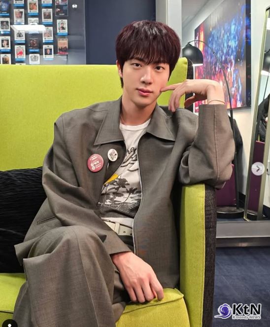 BTS 진, ‘에코’로 컴백… 작사 참여+최예나 피처링까지 감성 폭발  사진=2025 04.17  빅히트뮤직  K trendy NEWS DB ⓒ케이 트렌디뉴스 무단전재 및 수집, 재배포금지