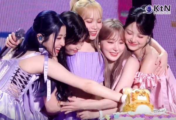 '르세라핌과 함께 그냥 한 번 미쳐보자' 르세라핌, 6개월 만에 '크레이지'로 컴백 사진=2024.08.05 공식 인스타그램 갈무리  K trendy NEWS DB ⓒ케이 트렌디뉴스 무단전재 및 수집, 재배포금지