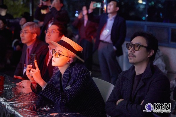 굿모닝 미스터 지드래곤, 미디어아트 설치 모습. 사진=KAIST 아트앤 테크놀로지 센터, K trendy NEWS DB ⓒ케이 트렌디뉴스 무단전재 및 수집, 재배포금지