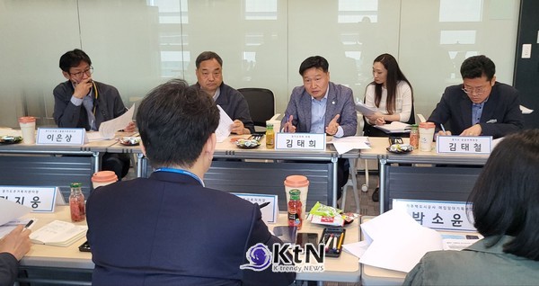 경기도의회 김태희 의원 정담회 통해 본 자립준비청년의 현실과 정책과제/사진=경기도의회, K trendy NEWS DB ⓒ케이 트렌디뉴스 무단전재 및 수집, 재배포금지