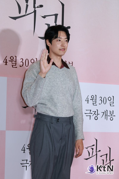 [KtN 포토] 영화 '파과' VIP 시사회 참석한 K-스타들  사진=2025 04.24  정헌 K trendy NEWS DB ⓒ케이 트렌디뉴스 무단전재 및 수집, 재배포금지 