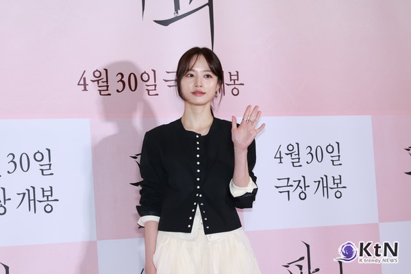 [KtN 포토] 영화 '파과' VIP 시사회 참석한 K-스타들  사진=2025 04.24  배윤경   K trendy NEWS DB ⓒ케이 트렌디뉴스 무단전재 및 수집, 재배포금지 