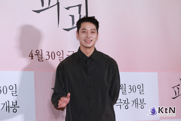 [KtN 포토] '글로벌 스타' 황찬성, 잘생김 그 자체 ( '파과' VIP 시사회)  사진=2025 04.24  K trendy NEWS DB ⓒ케이 트렌디뉴스 무단전재 및 수집, 재배포금지