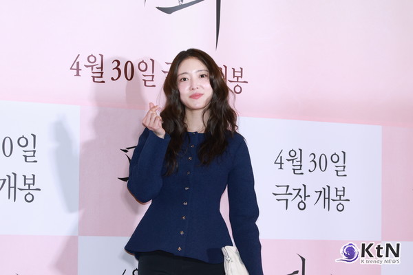 [KtN 포토] 이세영, 같이 영화보고 싶은 따뜻한 미소 '남심저격' (영화 '파과' VIP 시사회)  사진=2025 04.24  K trendy NEWS DB ⓒ케이 트렌디뉴스 무단전재 및 수집, 재배포금지