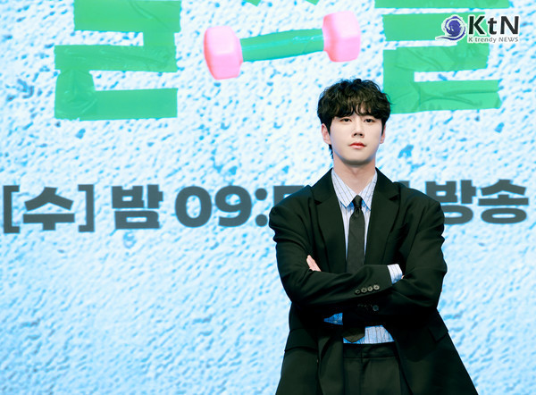 [K현장] 이준영 "'폭싹 속았수다'·'약한영웅2' 인기 얼떨떨…'24시 헬스클럽'서도 웃길 것"   사진=2025 04.29 오후 서울 구로구에 위치한 더 세인트에서 KBS 2TV 새 수목드라마 '24시 헬스클럽' 언론 제작발표회  K trendy NEWS DB ⓒ케이 트렌디뉴스 무단전재 및 수집, 재배포금지