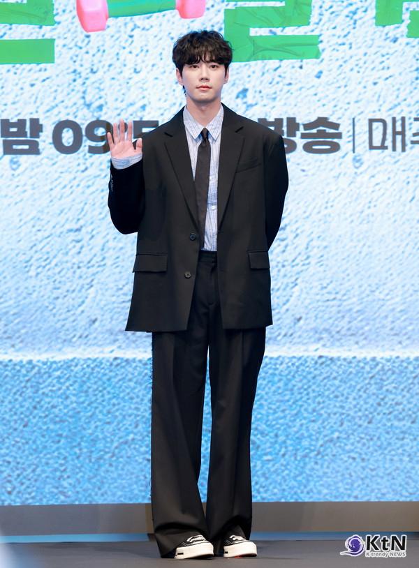 [K현장] 이준영 "'폭싹 속았수다'·'약한영웅2' 인기 얼떨떨…'24시 헬스클럽'서도 웃길 것"   사진=2025 04.29 오후 서울 구로구에 위치한 더 세인트에서 KBS 2TV 새 수목드라마 '24시 헬스클럽' 언론 제작발표회  K trendy NEWS DB ⓒ케이 트렌디뉴스 무단전재 및 수집, 재배포금지