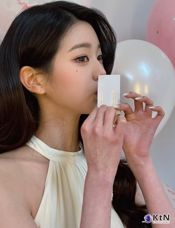 장원영, 실크 드레스 하나로 시선 압도…'존재 자체가 플러팅'  사진=2025 04.30  장원영  인스타그램 갈무리 K trendy NEWS DB ⓒ케이 트렌디뉴스 무단전재 및 수집, 재배포금지