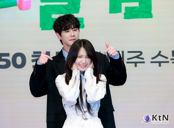 [KtN 포토] '아이돌 출신 배우' 정은지X이준영, '24시 헬스클럽' 코믹 로맨스 기대↑  사진=2025 04.30 ( 4월 29일 오후 서울 구로구에 위치한 더 세인트에서 KBS 2TV 새 수목드라마 '24시 헬스클럽' 언론 제작발표회)   K trendy NEWS DB ⓒ케이 트렌디뉴스 무단전재 및 수집, 재배포금지