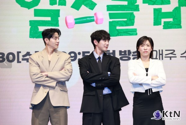 [KtN 포토] 이준영·이미도·이승우, 각각 다른 결로 완성한 ‘헬스장 인간 군상’  사진=2025 04.30   지난 29일 오후 서울 구로구 더세인트에서 제작발표회 K trendy NEWS DB ⓒ케이 트렌디뉴스 무단전재 및 수집, 재배포금지
