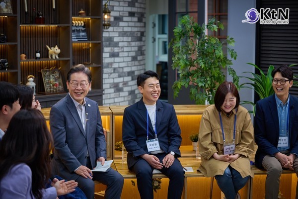 노란봉투법 다시 꺼낸 이재명…근로자의 날 ‘노동정책 폭탄’  사진=2025 05.01 이재명 엑스 갈무리 (30일 서울 구로구 한 스튜디오에서 열린 ‘슬기로운 퇴근생활’ 직장인 간담회)  K trendy NEWS DB ⓒ케이 트렌디뉴스 무단전재 및 수집, 재배포금지 