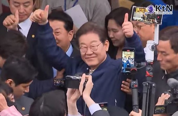이재명 후보, 지역 방문 중 한덕수에 직격탄 “국민은 헌정파괴 세력 단죄하려 한다”  사진=2025 05.02   MBC 뉴스 영상 갈무리 K trendy NEWS DB ⓒ케이 트렌디뉴스 무단전재 및 수집, 재배포금지