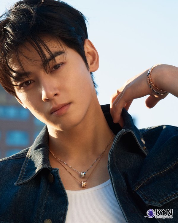 차은우, 육군 군악대 지원… 이르면 7월 입대 가능성  사진=2025 02.27  사진=2025 05.09   Bee de Chaumet 카톡채널 갈무리   K trendy NEWS DB ⓒ케이 트렌디뉴스 무단전재 및 수집, 재배포금지