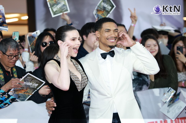 톰 크루즈, 레드카펫서 셀카·사인·눈맞춤까지…진짜 ‘내한 장인’ 인증  사진=2025 05.10 K trendy NEWS DB ⓒ케이 트렌디뉴스 무단전재 및 수집, 재배포금지