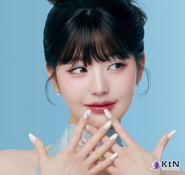 장원영, 데싱디바 새 모델 발탁… K뷰티+K팝 시너지 본격화  사진=2025 05.12 데싱디바 K trendy NEWS DB ⓒ케이 트렌디뉴스 무단전재 및 수집, 재배포금지