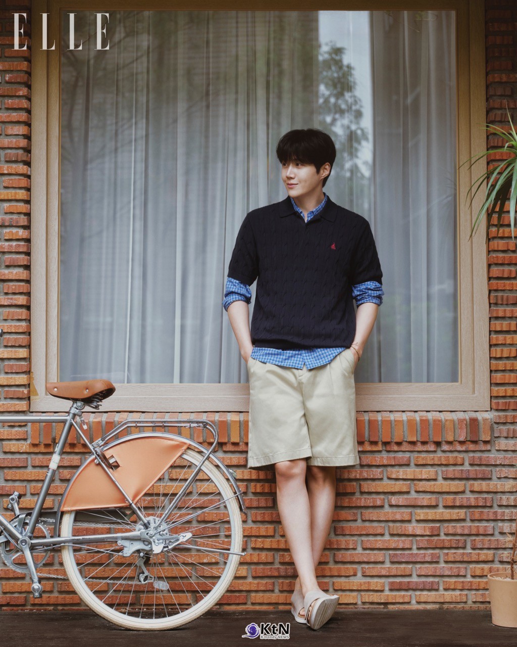빈폴과 함께한  화보, ‘청량한 레트로 남성미’로 여름 패션 정조준/사진=엘르, K trendy NEWS ⓒ케이 트렌디뉴스 무단전재 및 수집, 재배포금지