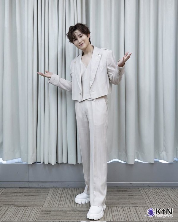 “도쿄가 울었다”… 송가인·김희재, ‘더 트롯쇼 IN JAPAN’서 전한 눈물의 무대  사진=2025 05.13 김희재 인스타그램 갈무리 K trendy NEWS DB ⓒ케이 트렌디뉴스 무단전재 및 수집, 재배포금지