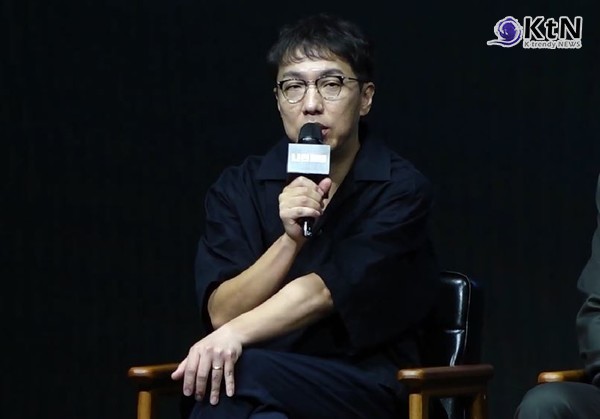 [KtN 현장] “리얼리즘은 잠시 멈춤” 윤종빈, ‘나인 퍼즐’ 세계관 비하인드 공개  사진=2025 05.14  디즈니+ 오리지널 시리즈 ‘나인 퍼즐’의 제작보고회가 14일 서울 동대문 JW 메리어트 동대문 스퀘어 서울에서 열렸다. K trendy NEWS DB ⓒ케이 트렌디뉴스 무단전재 및 수집, 재배포금지