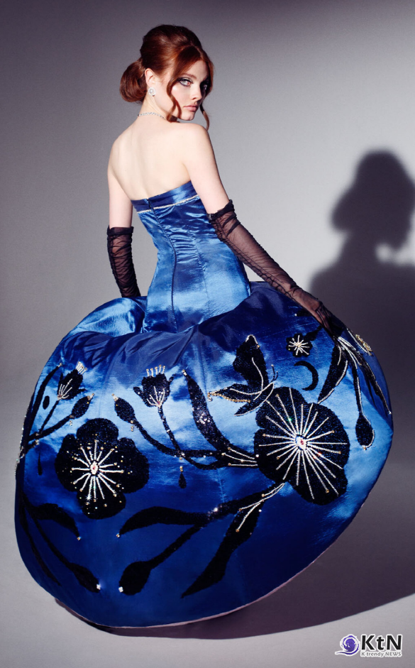 [KtN 기획] 꽃, 몸, 이미지의 제국: 미스 소희, 구조를 설계한 디자이너.  사진=YELIM PUBLISHING, K trendy NEWS DB ⓒ케이 트렌디뉴스 무단전재 및 수집, 재배포금지