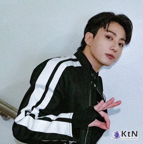 BTS 정국 전역 D-30, “홉이 형·진 형 활동 중… 곧 만나요 우리”  사진=2025 05.16  빅히트 엑스 갈무리  K trendy NEWS DB ⓒ케이 트렌디뉴스 무단전재 및 수집, 재배포금지