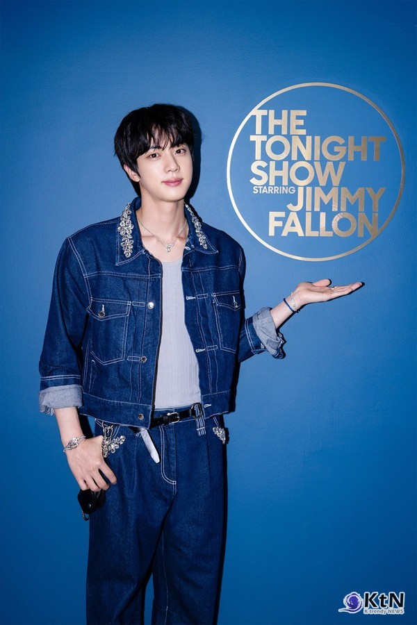 BTS 진, ‘지미 팰런쇼’ 유쾌한 귀환… “노래만큼 제 얼굴도 기대해 주세요”  사진=2025 05.22 빅히트뮤직 Todd Owyoung/NBC K trendy NEWS DB ⓒ케이 트렌디뉴스 무단전재 및 수집, 재배포금지