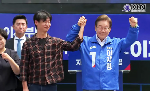 “밥줄 끊겨도”… 박혁권, 유세 현장서 눈물… 이재명 “예술인의 표현은 권리”  사진=2025 05.22  더불어민주당 유튜브 갈무리 K trendy NEWS DB ⓒ케이 트렌디뉴스 무단전재 및 수집, 재배포금지