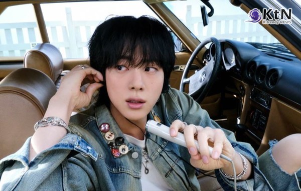 방탄소년단 진, ECHO로 글로벌 차트 줄세우기… 음원·음반 석권 사진=2025 05.29   BTS_official K trendy NEWS DB ⓒ케이 트렌디뉴스 무단전재 및 수집, 재배포금지