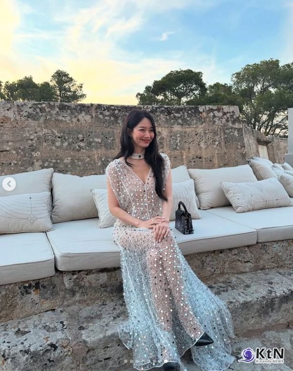 한소희·신민아, 로마 신화 속 튀어나온 여신 그 자체…디올과 루이 비통의 완벽한 뮤즈  사진=2025 05.29   @illusomina  K trendy NEWS DB ⓒ케이 트렌디뉴스 무단전재 및 수집, 재배포금지